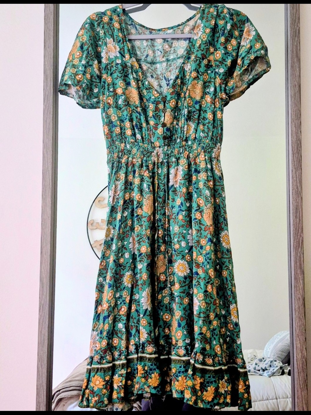 Emerald Green Floral V-Neck Midi Dress